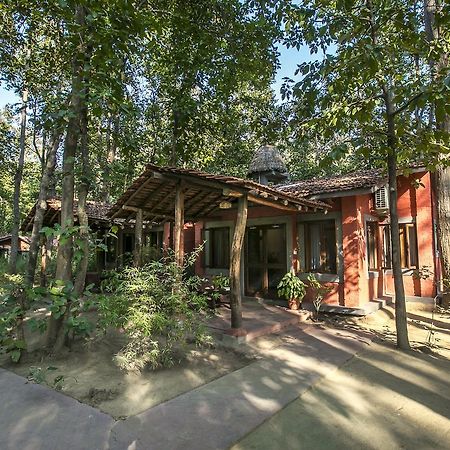 Kanha Jungle Lodge Dhanwār Extérieur photo