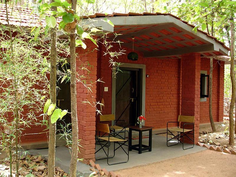 Kanha Jungle Lodge Dhanwār Extérieur photo