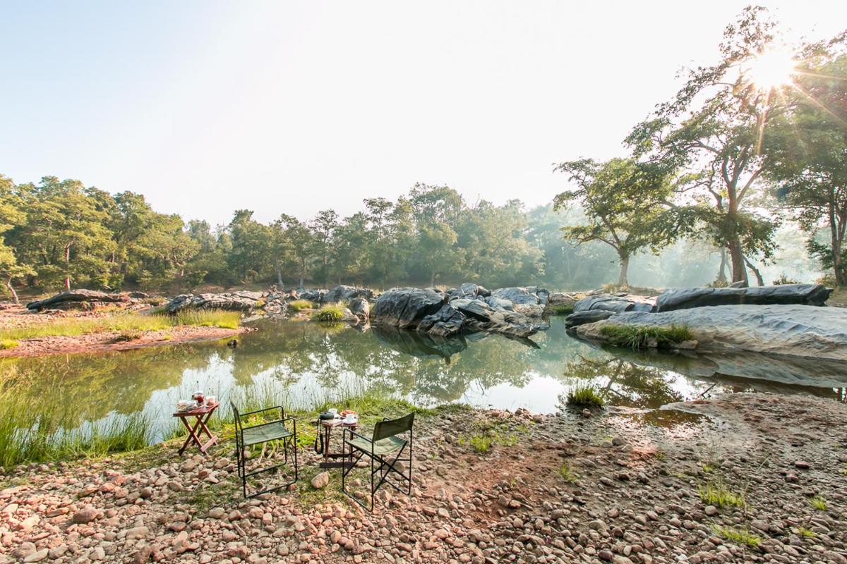 Kanha Jungle Lodge Dhanwār Extérieur photo