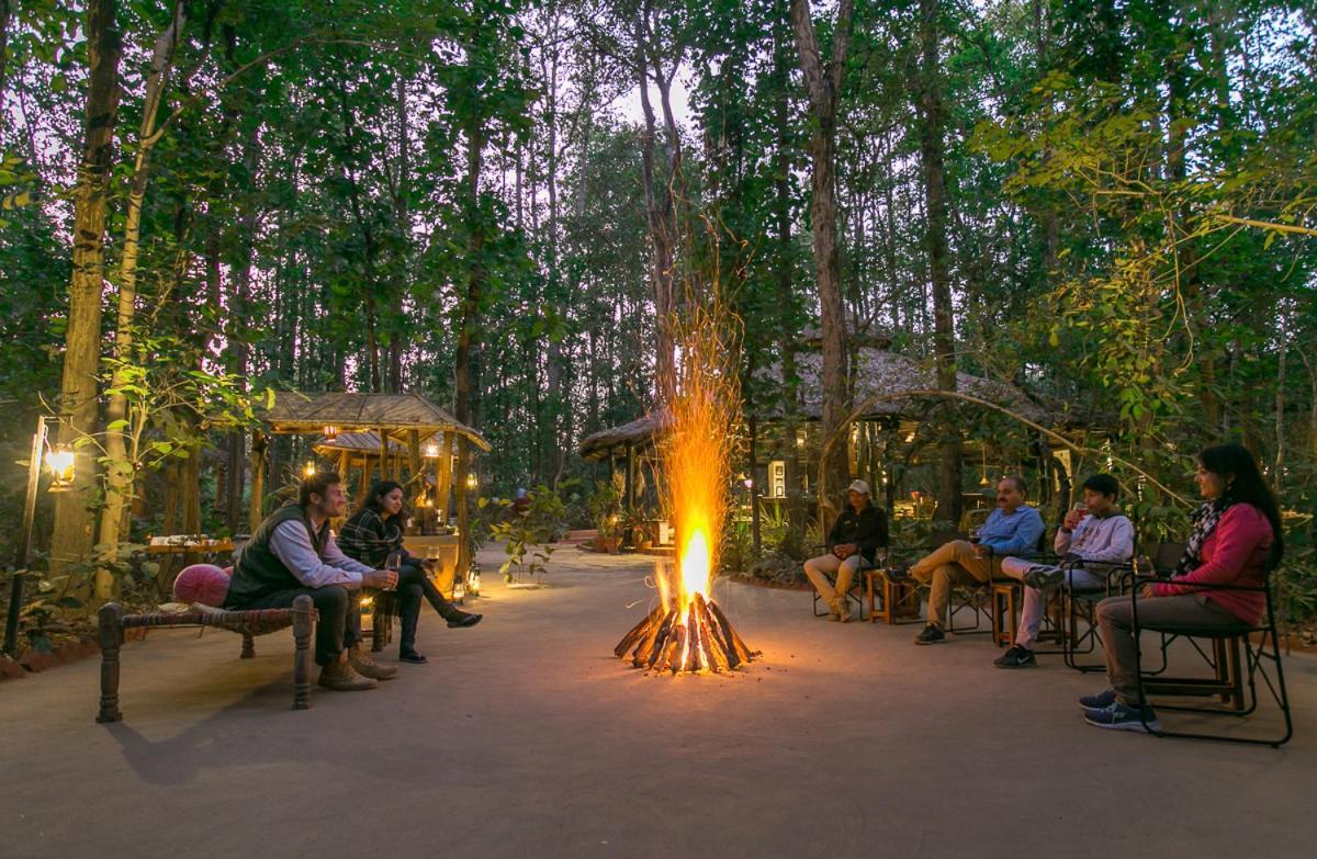 Kanha Jungle Lodge Dhanwār Extérieur photo